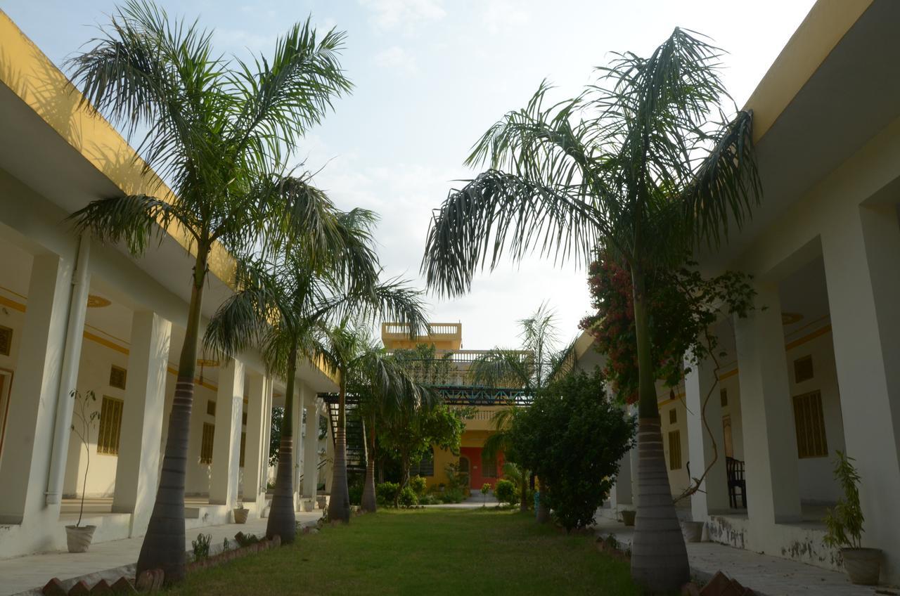 Oyo 10936 Rajasthan Resort Pushkar Exterior photo